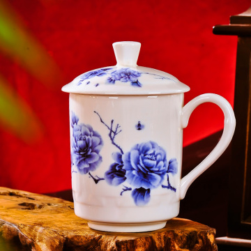 红鑫景德镇礼品骨瓷茶杯 带盖陶瓷大茶杯 套装办公室带盖茶杯