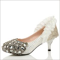 新娘婚鞋红色水晶鞋中跟高跟白色蕾丝奢华珍珠新娘鞋水钻婚鞋细跟