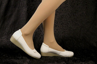 2015女式专业护士鞋牛皮坡跟中跟牛筋底护士皮鞋单鞋乳白色女鞋