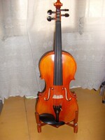 高级小提琴支架底座展示、可伸缩中提琴底座节叠式、可放弓杆方便