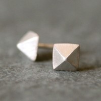 金字塔立体纯银耳钉 清新简约 美国代购设计师手工打磨定制耳钉