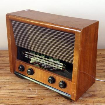 英国 古董MICHAEL 老式电子管收音机 有信号音 8品 怀旧道具摆件