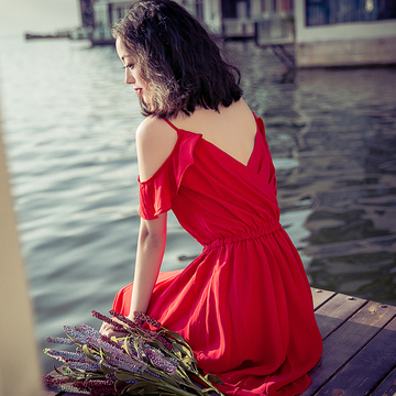 夏季新品红色短裙荷叶边初恋裙短袖吊带雪纺连衣裙波西米亚沙滩裙