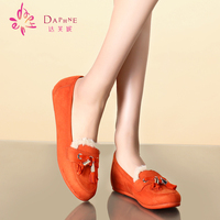 Daphne/达芙妮秋季新款女鞋低跟内增高毛绒布流苏女单鞋