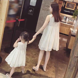 新款夏装2-3-4-5-6-7-8岁童装女童无袖蕾丝连衣裙白色裙子母女装