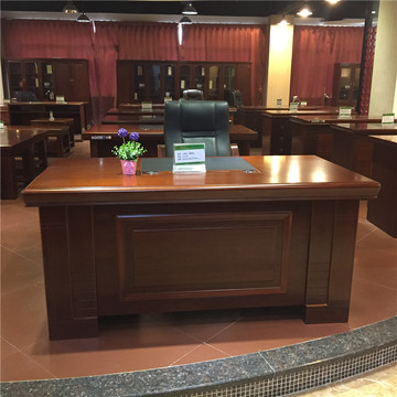 新款实木老板桌办公桌1.6米1.8米油漆中班台主管桌经理桌简约特价
