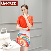 高端定制品牌UKKNZZ 新款短袖T恤搭配修身显瘦A字裙包臀短裙套装