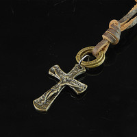 棕色皮绳基督教耶稣宫廷复古项链饰品欧美合金十字架吊坠男女饰品