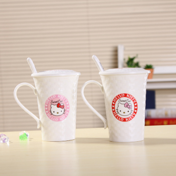 新款Hellokitty马克杯 可爱凯蒂猫陶瓷水杯 带盖带勺卡通杯子