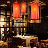 新中式鸟笼吊灯铁艺创意餐厅火锅店走廊喜庆红色仿古典饭店灯具