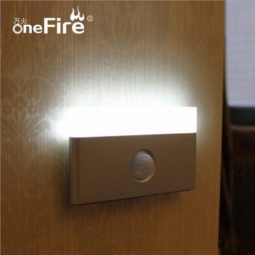 免安装磁铁贴墙灯 充电式led红外感应自动卫生间灯 长方形小夜灯