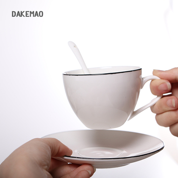 咖啡杯简约陶瓷杯欧式下午茶杯碟创意情侣杯带把勺早餐牛奶咖啡杯